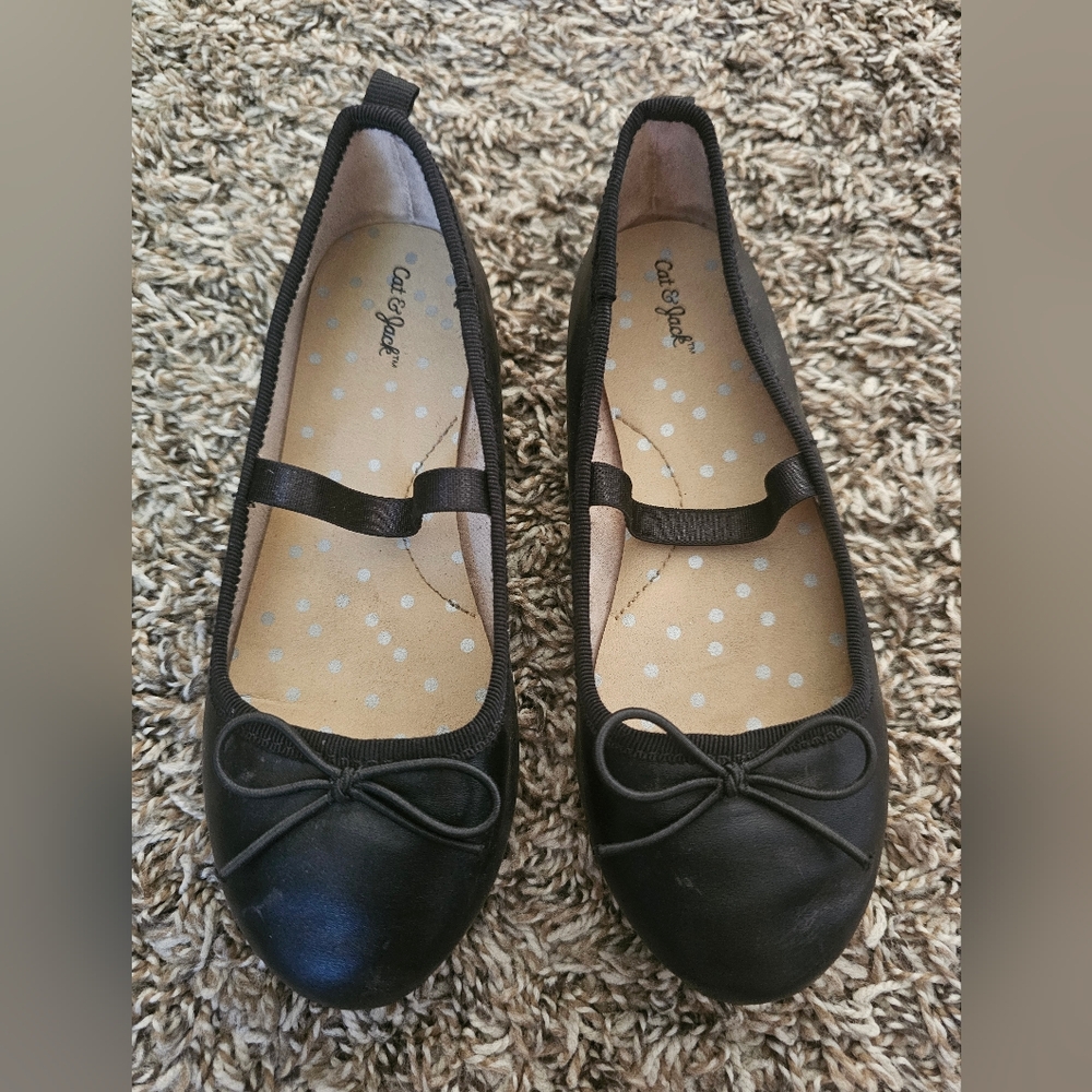 Girls' cat & jack faux leather  ballet flats w/ strap